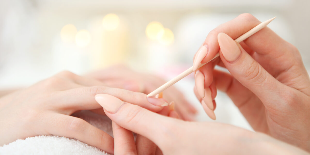 https://elegantnails.ae/wp-content/uploads/2025/02/AdobeStock_335361823-1280x640.jpeg